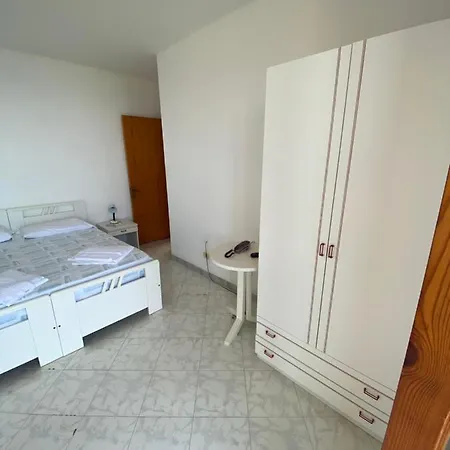 Semesterbostad L'oasi Saracena *